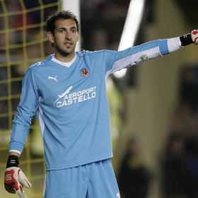 El Villarreal pide veinte millones por Diego López
