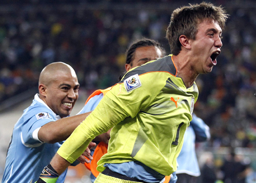 Llevamos a Uruguay a lo más alto de América, dijo Muslera
