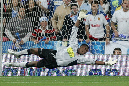 Kameni vuela al Málaga