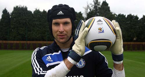 Cech prolonga su contrato con el Chelsea hasta 2016