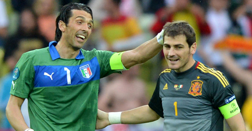 Buffon y Casillas, vidas diferentes, carreras paralelas