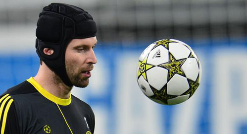 Cech dice que tiene roto el meñique