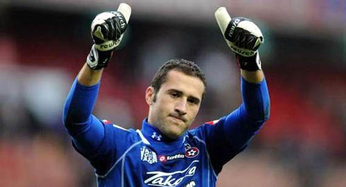El Niza quiere extender el contrato DE David Ospina