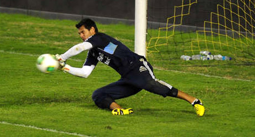 “Se duerme muy distinto antes de jugar en la altura”