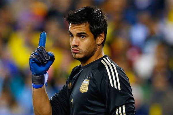 Romero se convertirá en el segundo arquero con más presencias